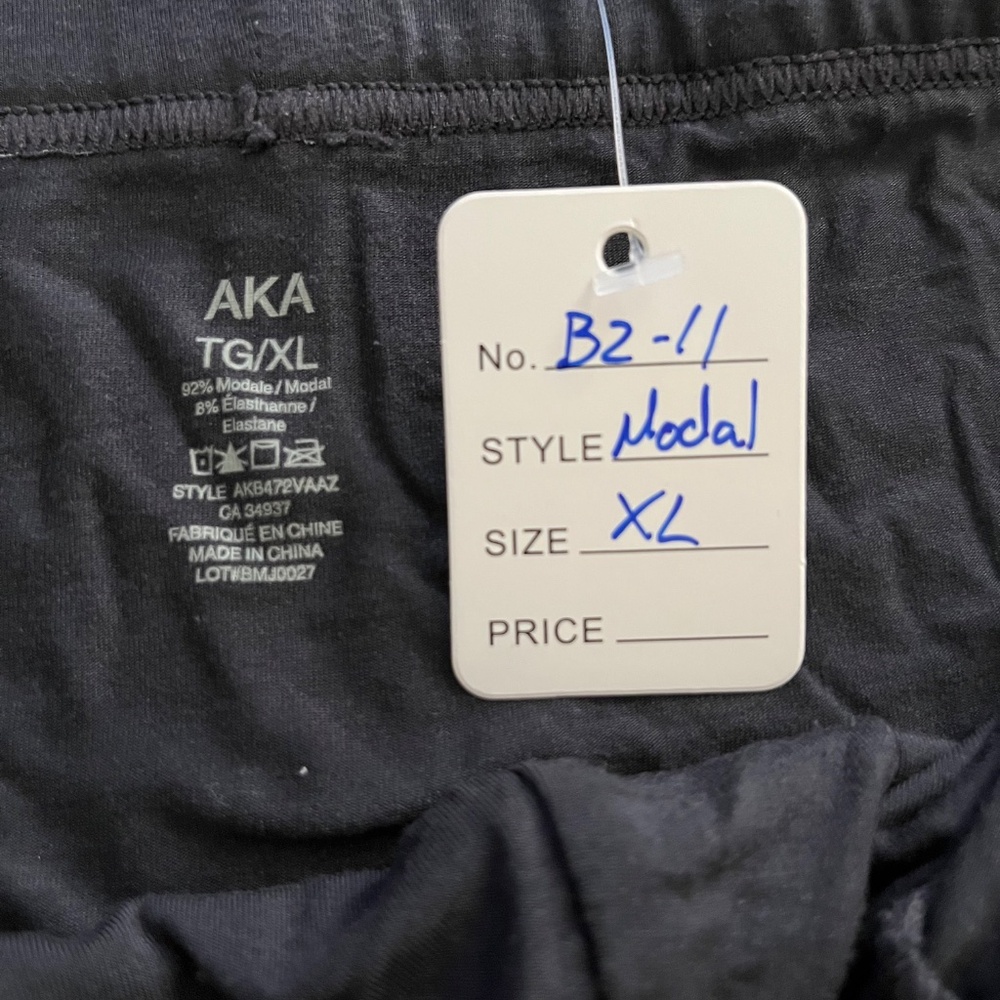 Modal XL brief - Picture 3 of 3